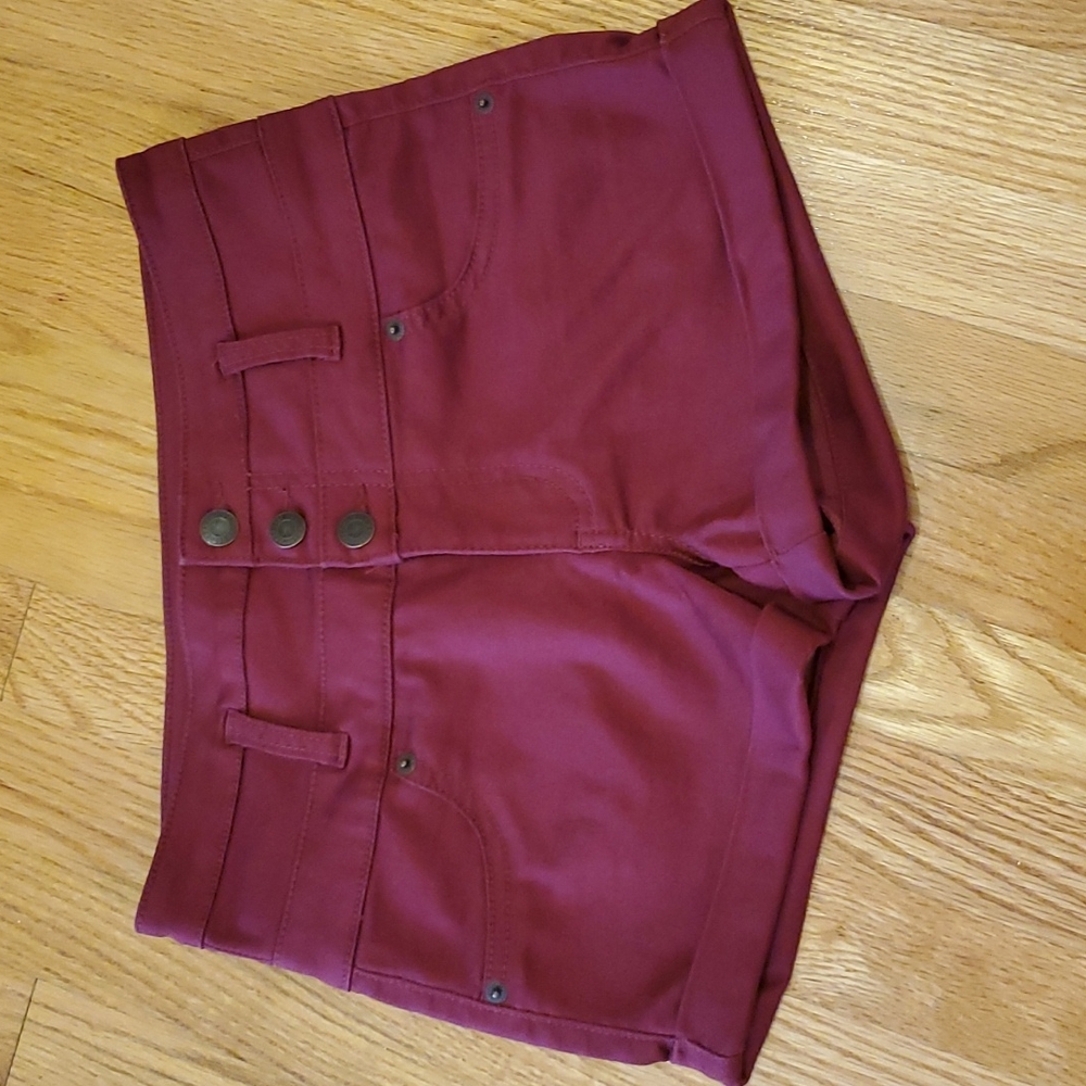 Maroon Garnet Crimson Shorts - Gamecocks, Hokies, Crimson Tide :) - Picture 2 of 7